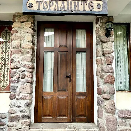 Torlacite Отель Chiprovtsi
