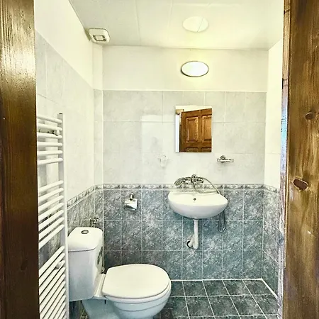 Отель Torlacite
